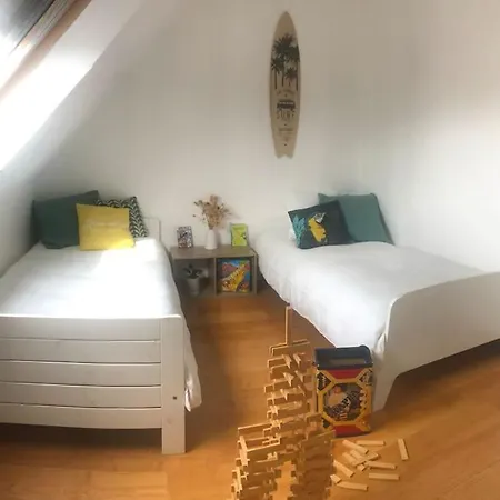 بيت للعطل Jolie Maison, 8 Vacanciers, A 900 M De La *